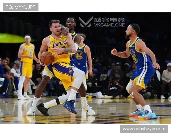 勇士迎战湖人巴特勒精彩表现集锦揭示比赛亮点