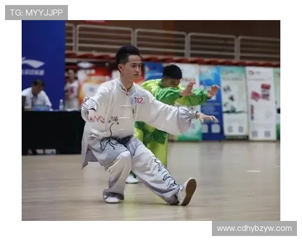 健身动起来全面引领青少年脊柱健康预防与全程科学保护行动指南